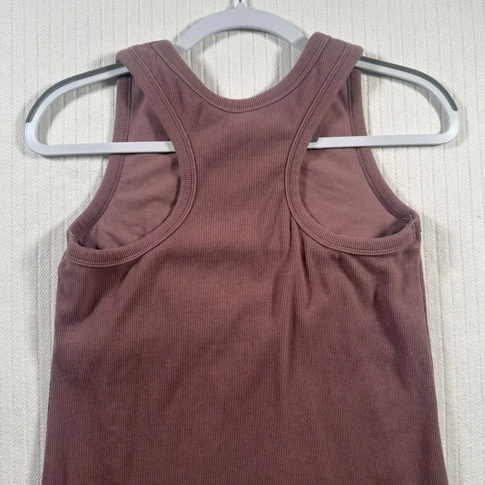 Duluth Trading Co Women Tank Top Medium M Mauve Brown Ribbed No-Yank Scoop Neck